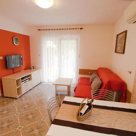 Apartment With A Parking Space Vinkuran, Pula - 21016 *