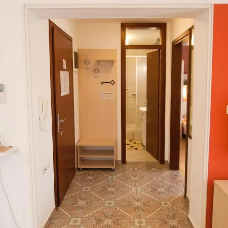 With A Parking Space Vinkuran, Pula - 21016 Apartment *