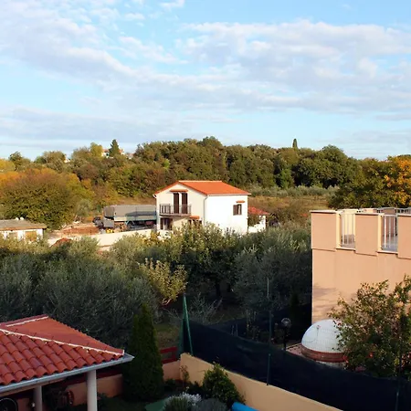 Lejlighed With Parking Space Vinkuran, Pula - 21016 *