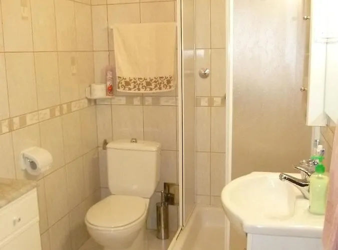 With Parking Space Vinkuran, Pula - 21016