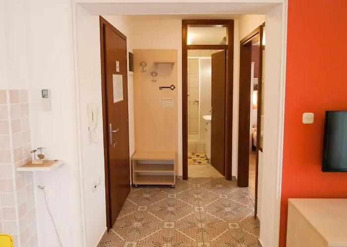 With Parking Space Vinkuran, Pula - 21016 Lejlighed *