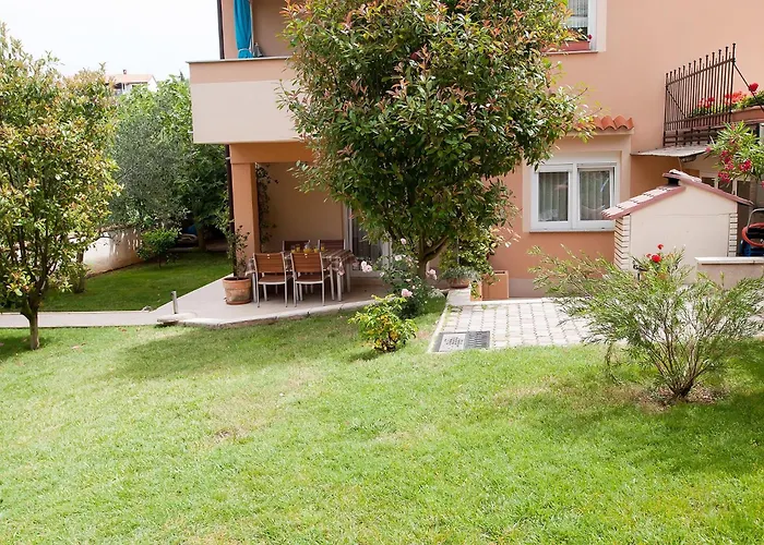 Lejlighed With Parking Space Vinkuran, Pula - 21016 Medulin